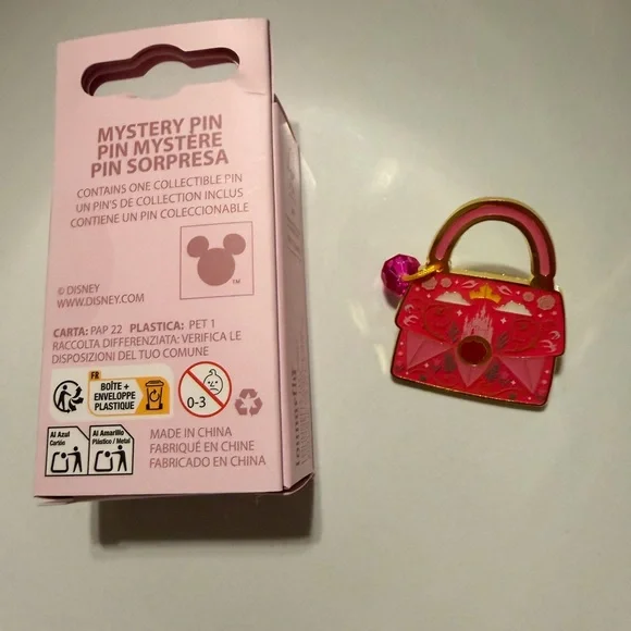 Disney Princess “Sleeping Beauty” Aurora purse enamel mystery pin - Picture 2 of 4